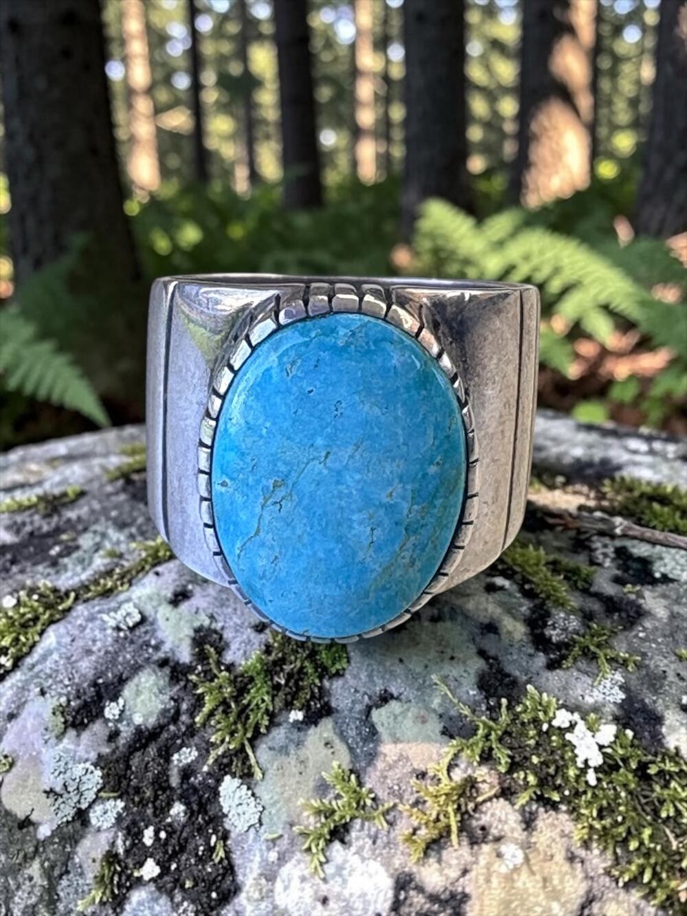 Vintage Kingdom Silver Turquoise Wide Band Statement Ring Sculptural Bezel Setti